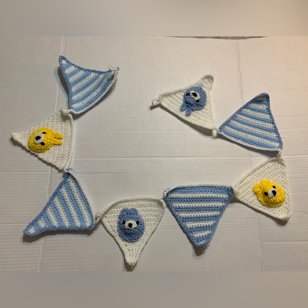 Baby Bunting Garland Welcome Eight Pennants New Handmade Crochet